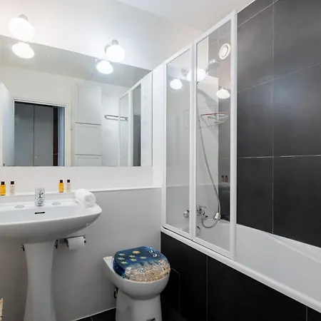 Veeve - Parkside Grace Apartment